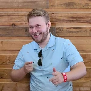 tom - Tom Tennant-1 tom - Tom Tennant-1